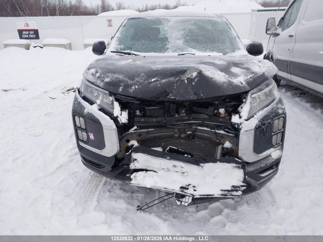 JA4AJUAU3PU601278 Mitsubishi RVR ES