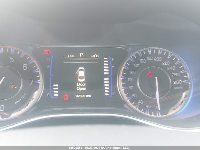 Chrysler 200 Limited 2015 1C3CCCAB9FN513186 Image 16