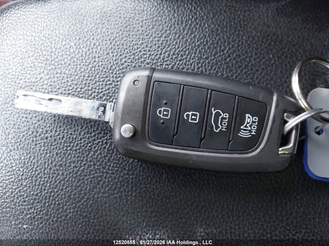KMHTG6AF2KU007795 Hyundai Veloster