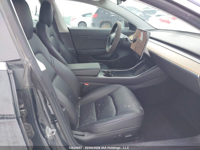 5YJ3E1EB4KF251199 Tesla Model 3 Long Range/performance