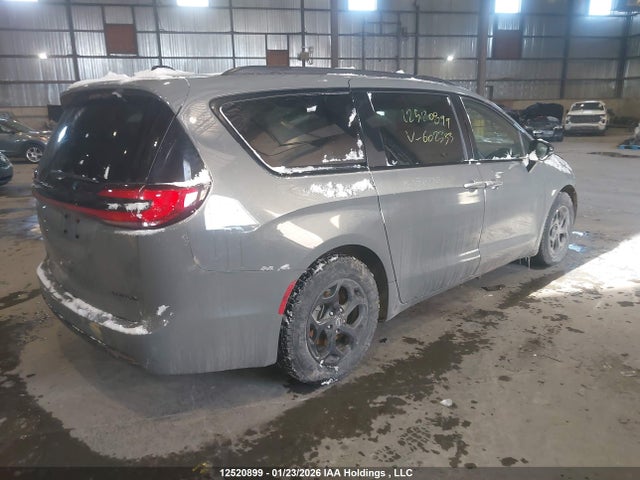 Chrysler Pacifica Limited 2025 2C4RC1GG0SR602333 Image 4