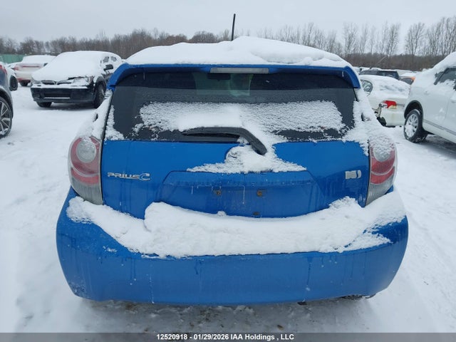 JTDKDTB33E1558318 Toyota PRIUS C