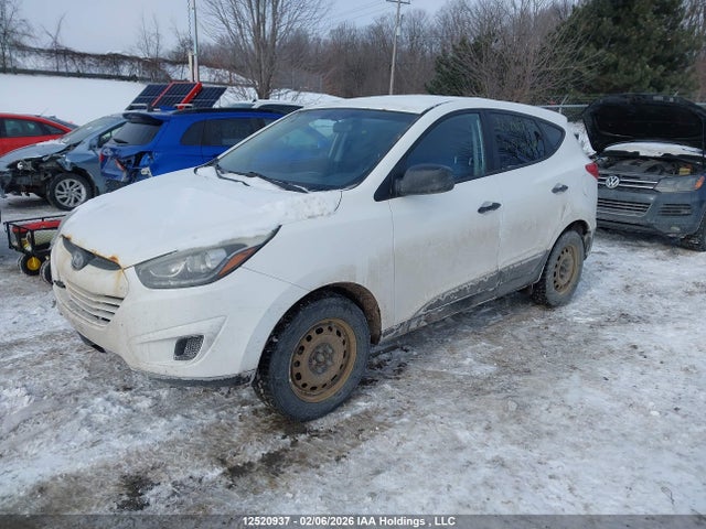 KM8JT3AF1FU998818 Hyundai Tucson Gl