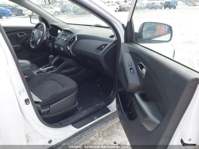 KM8JT3AF1FU998818 Hyundai Tucson Gl