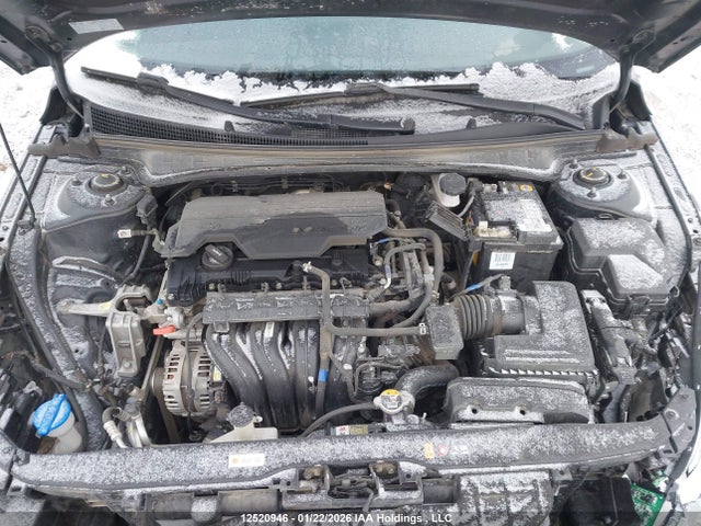 KMHLM4AG3MU075399 Hyundai Elantra Preferred Ivt