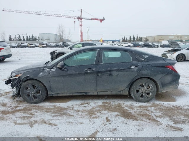 KMHLM4AG3MU075399 Hyundai Elantra Preferred Ivt