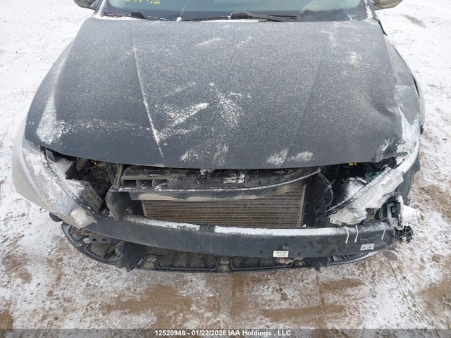 KMHLM4AG3MU075399 Hyundai Elantra Preferred Ivt