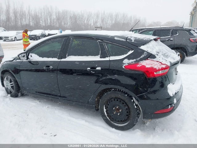 2017 Ford Focus Titanium მანქანა იყიდება აუქციონზე, vin: 1FADP3N23HL249997, აუქციონის ნომერი: 12520951