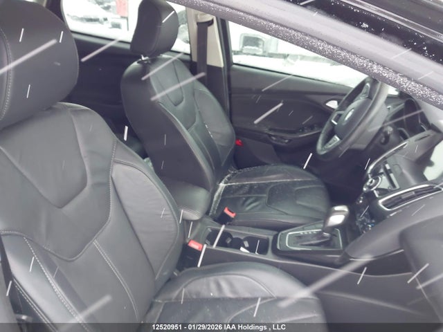 2017 Ford Focus Titanium მანქანა იყიდება აუქციონზე, vin: 1FADP3N23HL249997, აუქციონის ნომერი: 12520951