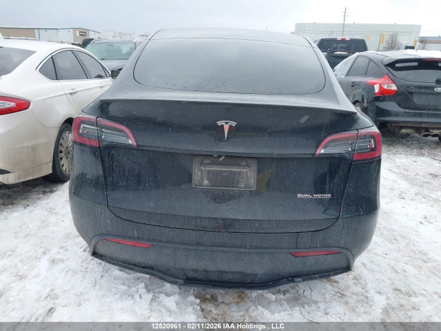 LRWYGDEF9PC163402 Tesla Model Y