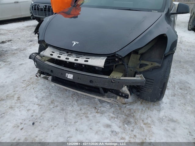 LRWYGDEF9PC163402 Tesla Model Y
