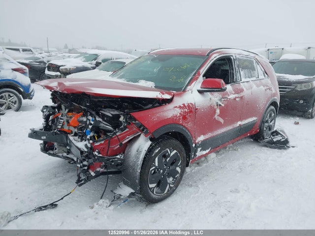 KNDCR3L17T5146024 KIA Niro