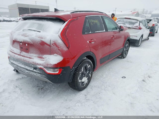 KNDCR3L17T5146024 KIA Niro