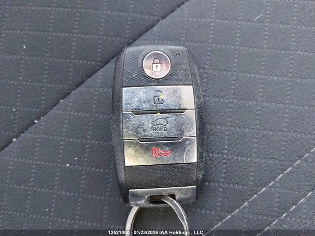 5XYPGDA51GG105730 KIA Sorento Lx/l