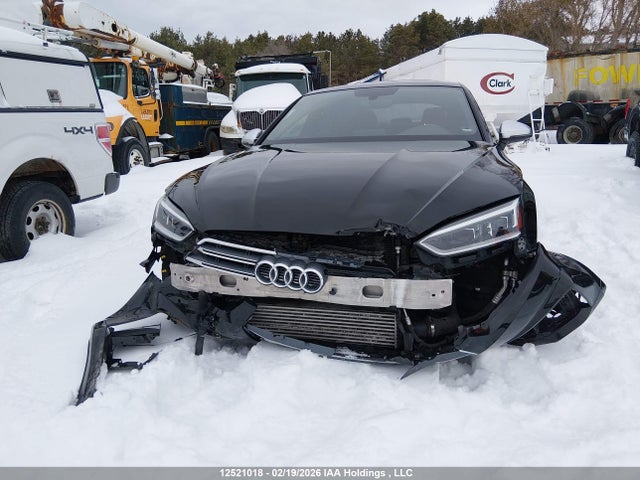 WAUB4CF52JA032359 Audi S5 Premium Plus