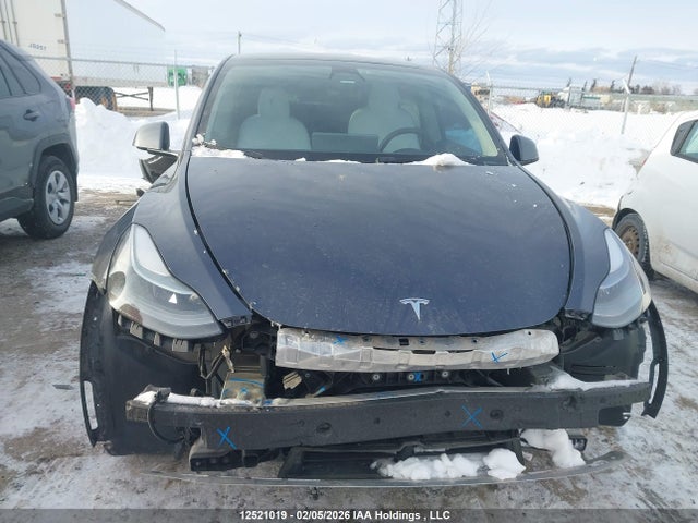 7SAYGDEF2NF498054 Tesla Model Y Performance