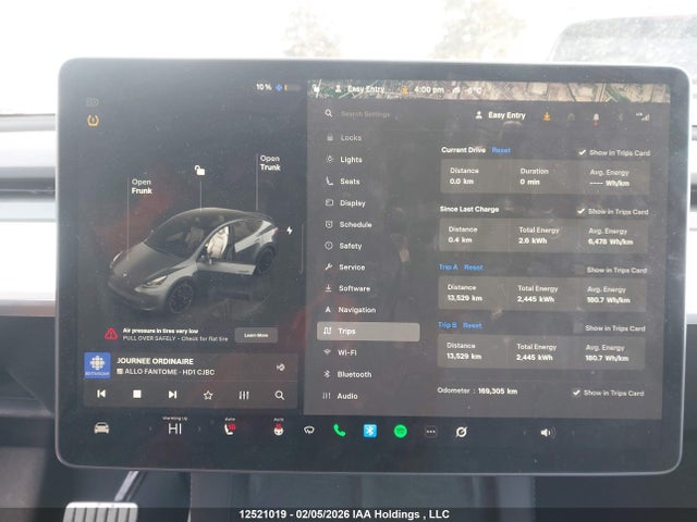 7SAYGDEF2NF498054 Tesla Model Y Performance