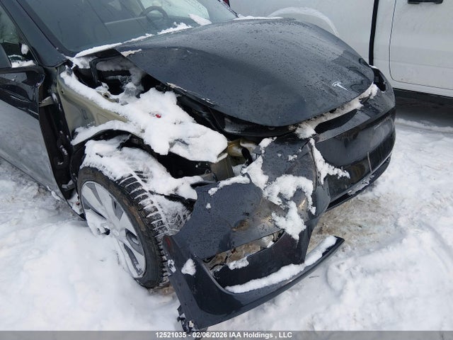 7SAYGDED8RF995274 Tesla Model Y Long Range/rwd