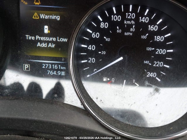 2015 Nissan Rogue მანქანა იყიდება აუქციონზე, vin: 5N1AT2MM0FC846782, აუქციონის ნომერი: 12521078