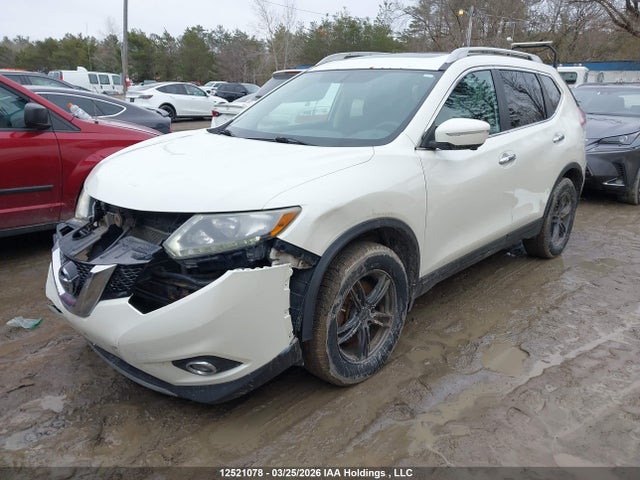 2015 Nissan Rogue მანქანა იყიდება აუქციონზე, vin: 5N1AT2MM0FC846782, აუქციონის ნომერი: 12521078