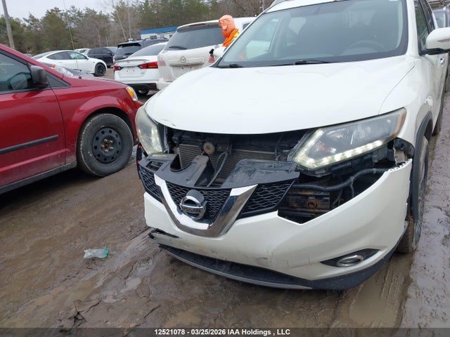 2015 Nissan Rogue მანქანა იყიდება აუქციონზე, vin: 5N1AT2MM0FC846782, აუქციონის ნომერი: 12521078
