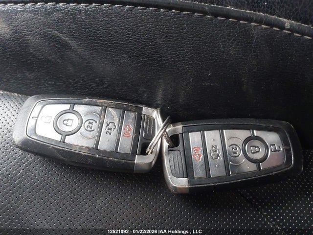 3FA6P0D98HR121259 Ford Fusion Titanium