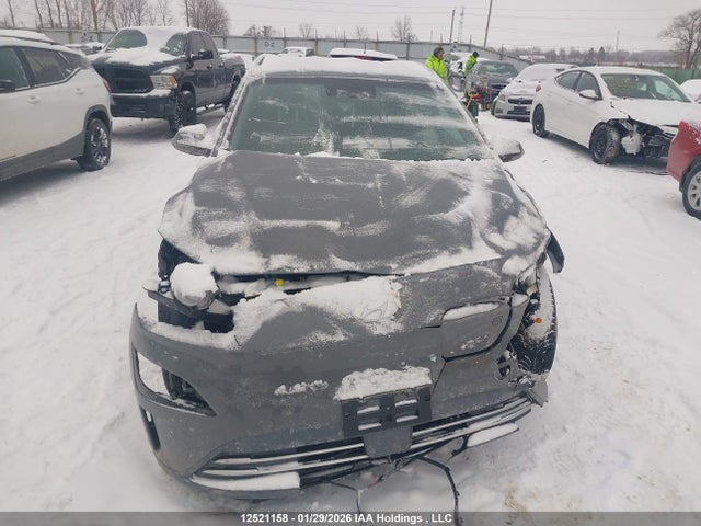 KM8K23AG9NU156856 Hyundai Kona Electric Preferred