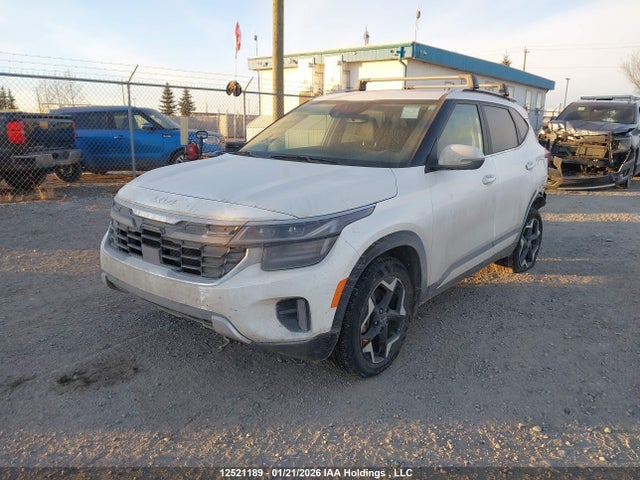 KNDERCAA9R7653208 KIA SELTOS EX