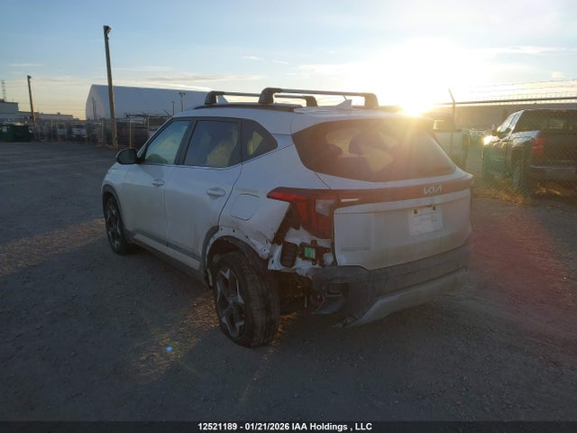 KNDERCAA9R7653208 KIA SELTOS EX