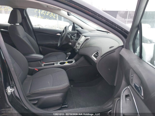 1G1BC5SMXJ7241398 Chevrolet Cruze Ls Auto