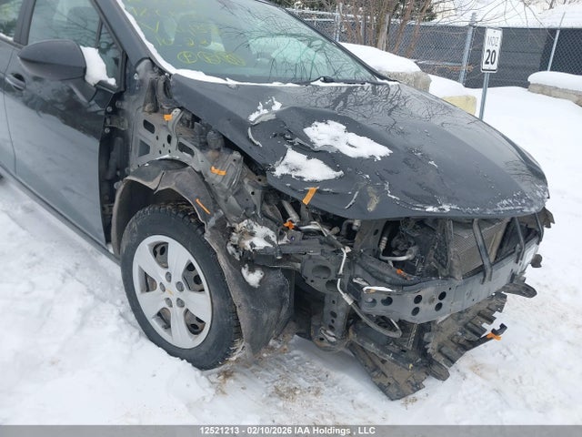 1G1BC5SMXJ7241398 Chevrolet Cruze Ls Auto