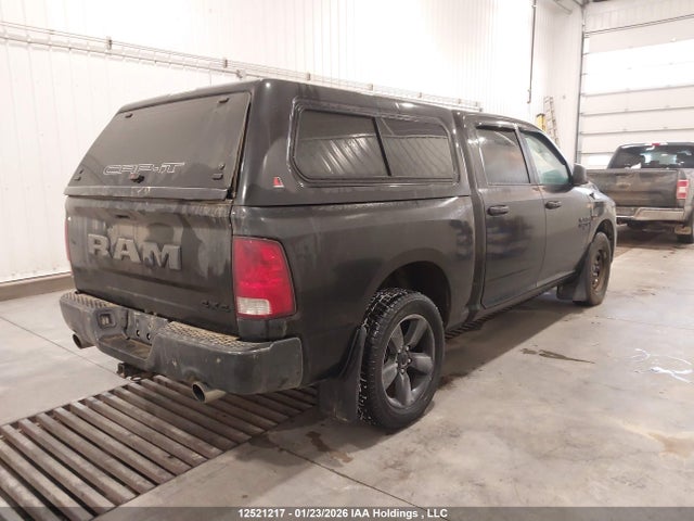 1C6RR7KT5KS565596 RAM 1500 Classic Tradesman
