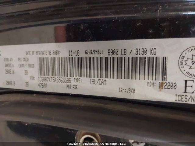 1C6RR7KT5KS565596 RAM 1500 Classic Tradesman
