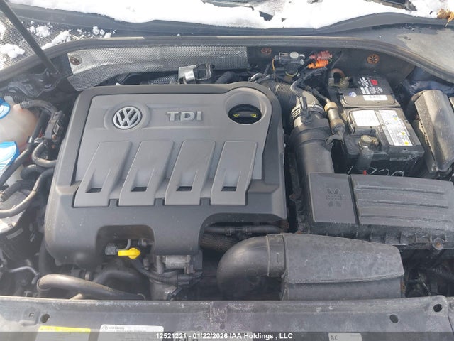 12521221 :رقم المزاد ، 1VWBN7A39EC093695 vin ، 2014 Volkswagen Passat Se مزاد بيع