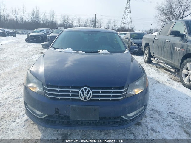 12521221 :رقم المزاد ، 1VWBN7A39EC093695 vin ، 2014 Volkswagen Passat Se مزاد بيع