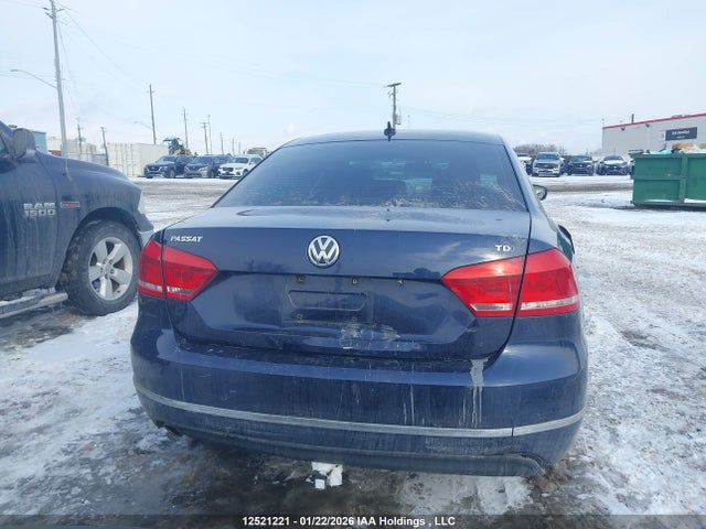 12521221 :رقم المزاد ، 1VWBN7A39EC093695 vin ، 2014 Volkswagen Passat Se مزاد بيع