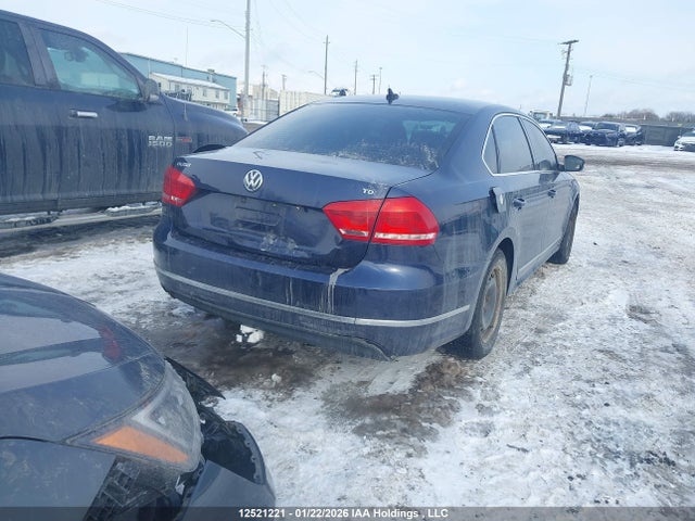 12521221 :رقم المزاد ، 1VWBN7A39EC093695 vin ، 2014 Volkswagen Passat Se مزاد بيع