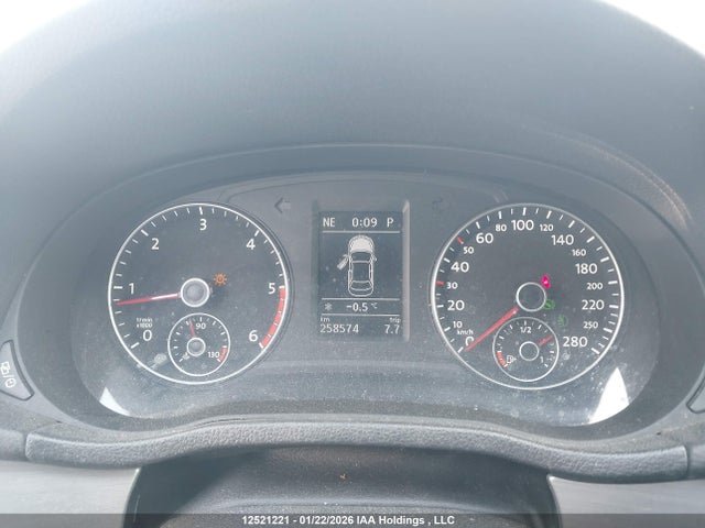12521221 :رقم المزاد ، 1VWBN7A39EC093695 vin ، 2014 Volkswagen Passat Se مزاد بيع
