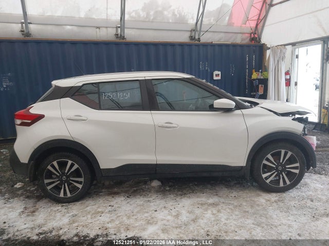 3N1CP5CV3LL483118 Nissan KICKS SV
