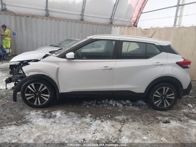 3N1CP5CV3LL483118 Nissan KICKS SV