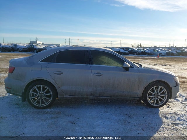 WAUEFRFFXF1010409 Audi A3