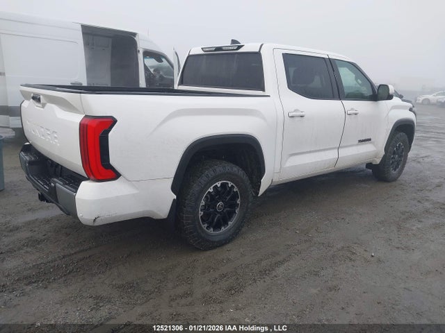 5TFLA5DB4NX038185 Toyota Tundra Crewmax Sr/crewmax Sr5