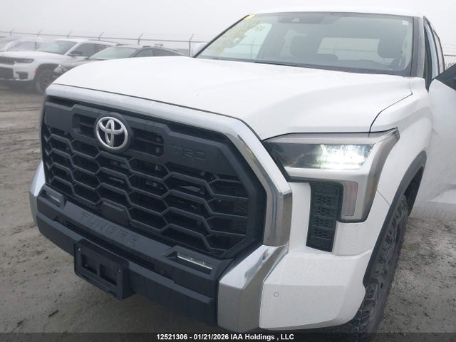 5TFLA5DB4NX038185 Toyota Tundra Crewmax Sr/crewmax Sr5