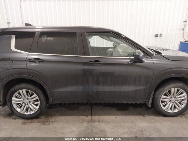 JA4J4UA85RZ635187 Mitsubishi Outlander Es