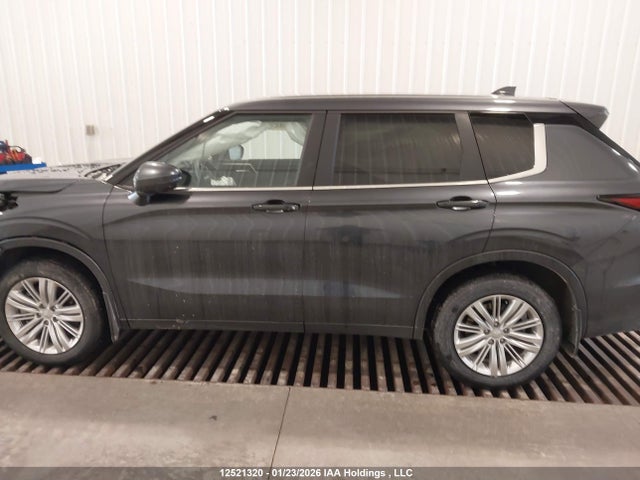 JA4J4UA85RZ635187 Mitsubishi Outlander Es