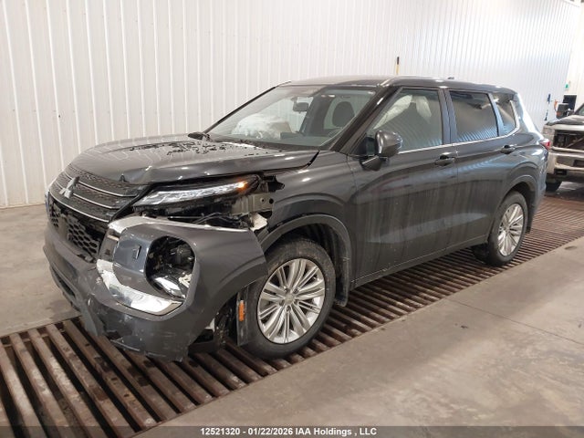 JA4J4UA85RZ635187 Mitsubishi Outlander Es