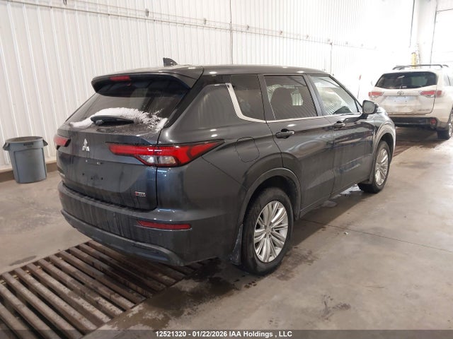JA4J4UA85RZ635187 Mitsubishi Outlander Es