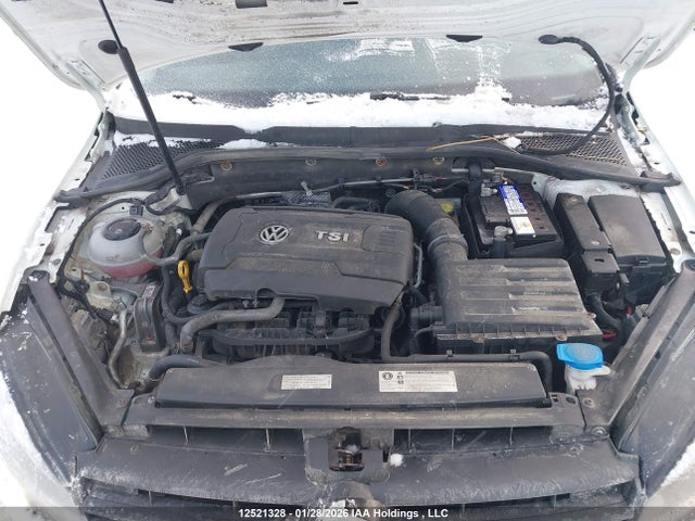 3VWG17AU3JM271815 Volkswagen Golf