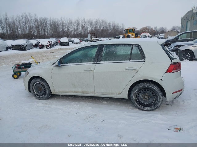 3VWG17AU3JM271815 Volkswagen Golf