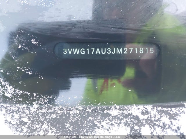 3VWG17AU3JM271815 Volkswagen Golf